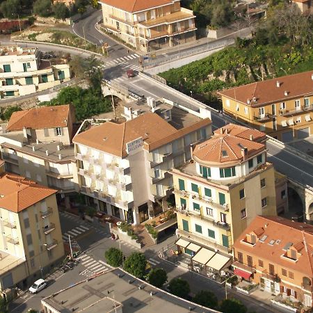 Hotel Galleano Laigueglia Exterior foto